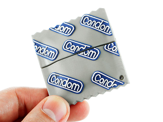 Illustration for article titled The 9 Weirdest Data Storage Devices Ever Created